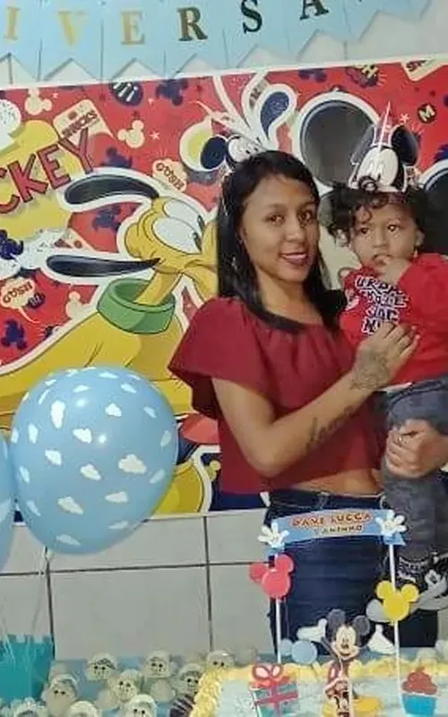 Pamela Viana Cardoso de Sousa e Davi Lucca Vianna de Almeida