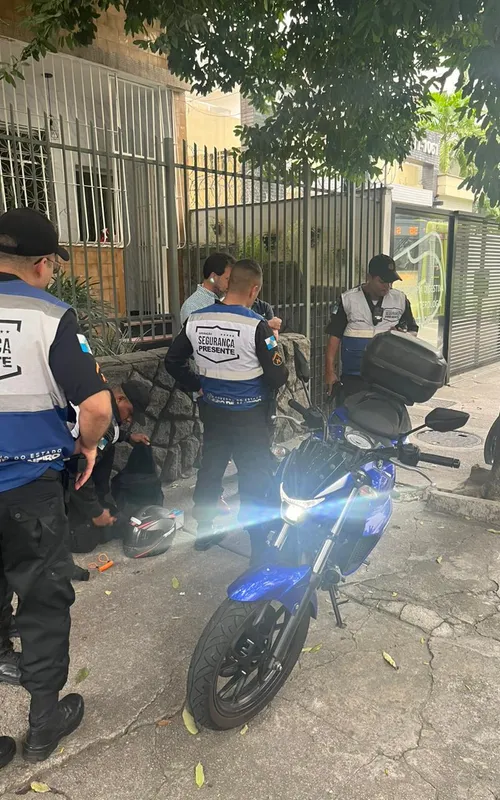 Dois suspeitos foram presos e duas motos recuperadas