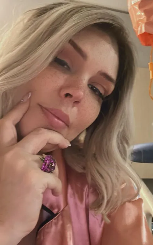 Cantora completa 47 anos neste sábado (1º)