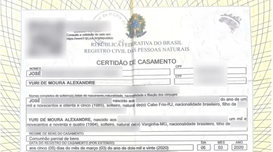 O caso foi registrado na 12ª DP (Copacabana).