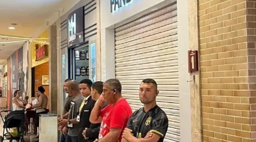 Dirigente do Flamengo ficou escondido em loja da Pandora