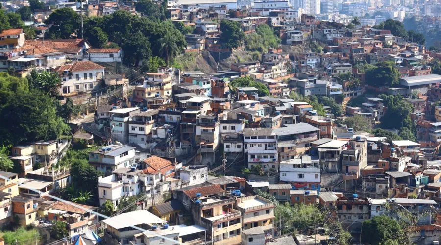 Ação aconteceu no Complexo de Favelas do Prazeres, no Rio Comprido