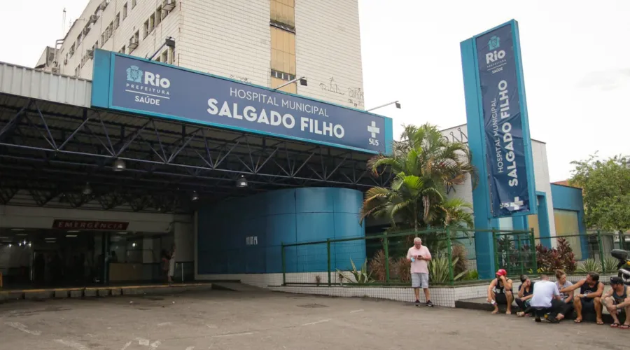 O idoso segue internado no Hospital Municipal Salgado Filho