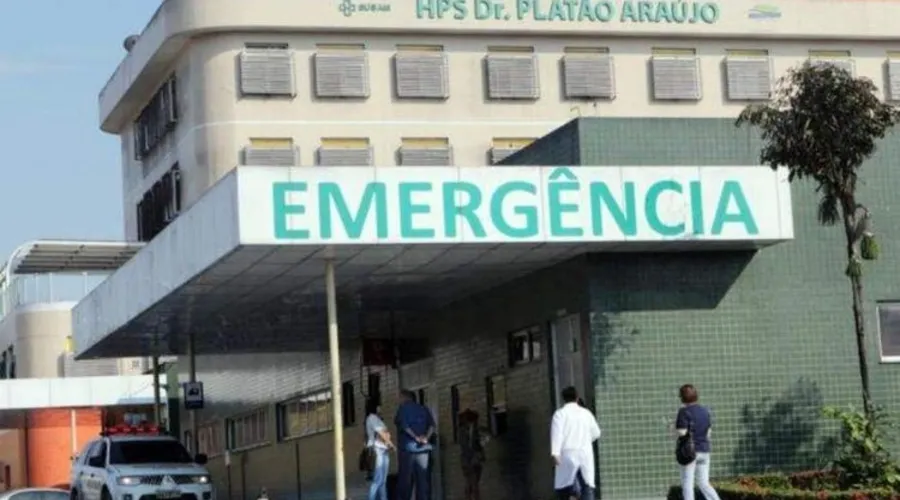 A vítima foi encaminhada para o Hospital Platão Araújo