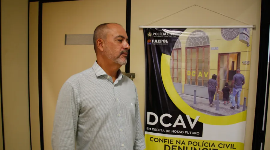 O delegado Luiz Henrique Marques investiga crimes que Crianças e Adolescentes são Vítimas