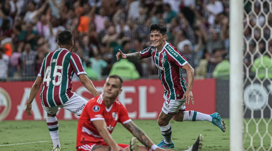 Fluminense e River Plate fizeram um primeiro tempo muito disputado no Maracanã