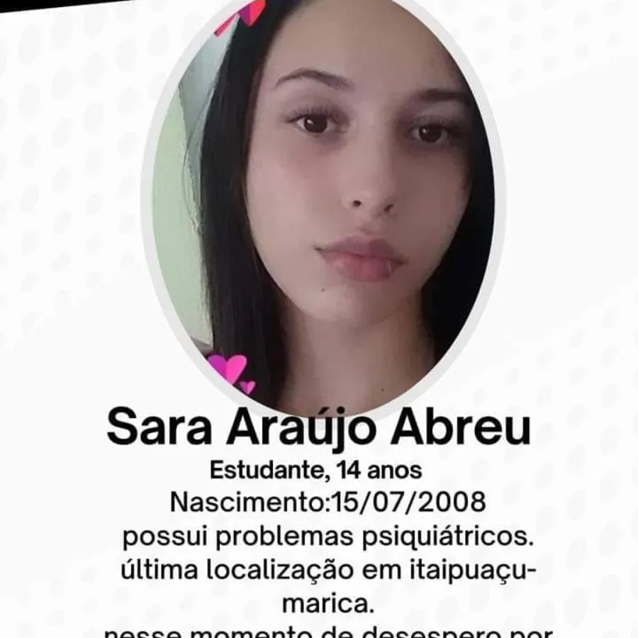 O cartaz do desaparecimento da jovem está sendo divulgado nas redes sociais