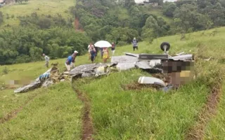 Imagem ilustrativa da imagem Avião se desintegra no ar e deixa sete mortos em MG; veja o vídeo