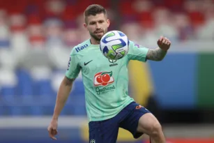 Imagem ilustrativa da imagem Caio Henrique sofre lesão no joelho e será cortado da Seleção