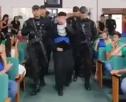 Imagem ilustrativa da imagem Jovem perde o pai policial e ganha homenagem do Bope na formatura