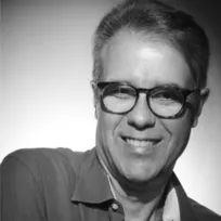 Imagem ilustrativa da imagem Morre Tony Goes, jornalista e roteirista, aos 63 anos