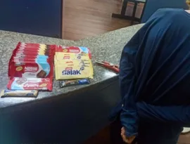Imagem ilustrativa da imagem Preso por furtar mais de 20 barras de chocolate em loja de Niterói