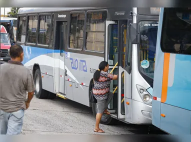 Imagem ilustrativa da imagem Passagem de ônibus mais cara gera indignação em Niterói