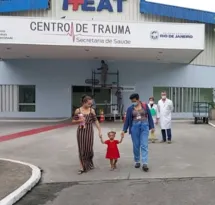 Imagem ilustrativa da imagem Criança atacada por pitbull recebe alta em São Gonçalo