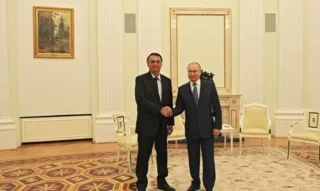 Imagem ilustrativa da imagem Bolsonaro declara colaboração à Rússia durante reunião com Putin