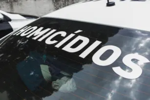 Imagem ilustrativa da imagem DH investiga ligação da milícia na morte de ex-PM na Zona Oeste do Rio