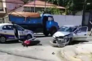 Imagem ilustrativa da imagem Acidente entre moto e carro deixa ferido na Região Oceânica de Niterói
