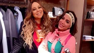Imagem ilustrativa da imagem Anitta parabeniza Mariah Carey por aniversário, mas leva 'bronca'