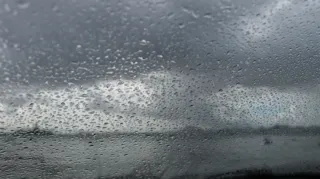 Imagem ilustrativa da imagem Veja como Niterói ficou após o temporal e confira a previsão do tempo