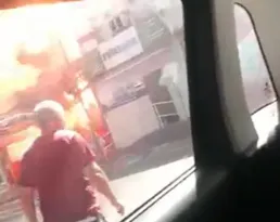 Imagem ilustrativa da imagem Posto de troca de GNV explode na Baixada; veja vídeo