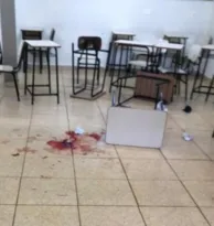 Imagem ilustrativa da imagem Estudante em surto tenta matar colega de classe com canivete