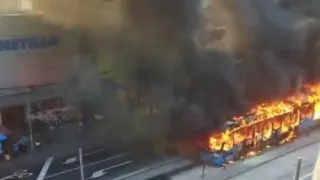 Imagem ilustrativa da imagem Incêndio: Mobi-Rio vai investigar o que causou o fogo em 3 ônibus do BRT