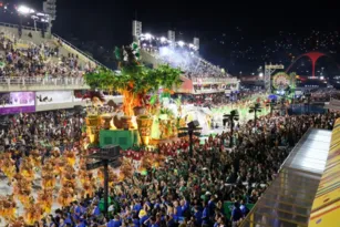 Imagem ilustrativa da imagem Confira os destaques da Sapucaí no 2º dia de desfiles