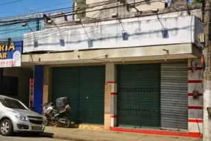 Imagem ilustrativa da imagem Tradicional bar de Niterói fecha as portas e clientes lamentam