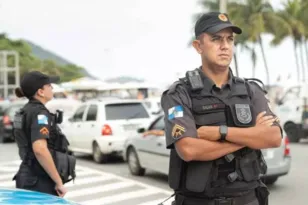 Imagem ilustrativa da imagem Policiais de Niterói, SG e Itaboraí terão câmeras até junho