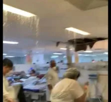 Imagem ilustrativa da imagem Teto de hospital desaba em sala com pacientes intubados; veja o vídeo