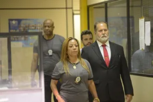 Imagem ilustrativa da imagem Delegada de milhões: Adriana Belém é presa no Rio