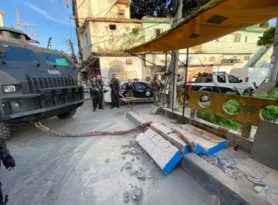 Imagem ilustrativa da imagem Entidades criticam derrubada de mural pela Polícia no Jacarezinho