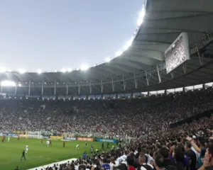 Imagem ilustrativa da imagem Em jogo morno, Vasco e Sport empatam sem gols no Maracanã