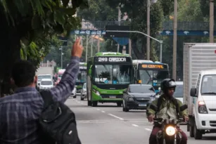 Imagem ilustrativa da imagem Linhas de ônibus voltam a circular no Rio; veja a lista