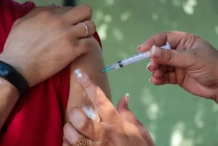 Imagem ilustrativa da imagem 'Dia D' de vacinação no Rio