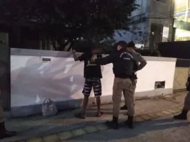 Imagem ilustrativa da imagem Homem é preso após tentar arrombar carros em hospital de Niterói