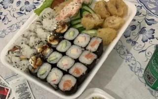 Imagem ilustrativa da imagem Jovem pede sushi e descobre que a comida foi parar na delegacia