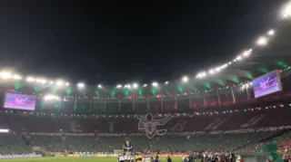 Imagem ilustrativa da imagem Fluminense bate o Ceará em noite de homenagens e despedida de Fred