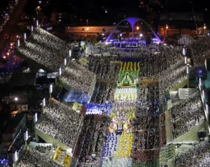 Imagem ilustrativa da imagem Sambódromo será alugado para carnavais fora de época no Rio