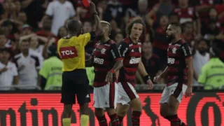 Imagem ilustrativa da imagem Após polêmicas, CBF afasta árbitros do jogo Flamengo e Athletico-PR