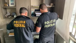 Imagem ilustrativa da imagem Operação prende servidores federais por tráfico no Rio