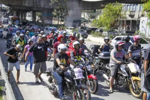 Imagem ilustrativa da imagem Motociclistas de Niterói fazem ato por melhores condições