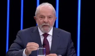 Imagem ilustrativa da imagem Lula chama Bolsonaro de 'bobo da corte' e fala sobre corrupção