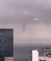 Imagem ilustrativa da imagem Nuvem em formato de tornado chama atenção na Ponte