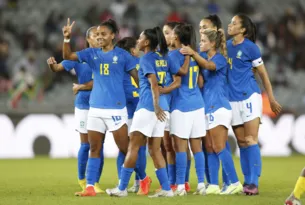 Imagem ilustrativa da imagem Seleção Brasileira feminina vence amistoso contra a África do Sul