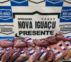 Imagem ilustrativa da imagem Casal é preso por furtar mais de mil reais em carnes na Baixada
