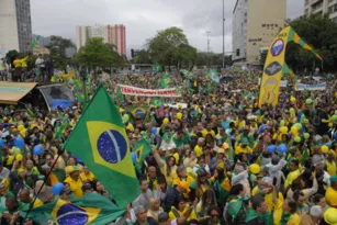 Imagem ilustrativa da imagem Apoiadores de Bolsonaro fazem manifestação no Centro do Rio