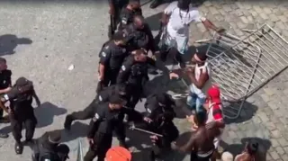 Imagem ilustrativa da imagem Comemoração do Flamengo termina com tumulto, presos e feridos