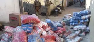 Imagem ilustrativa da imagem Carga de cestas básicas é recuperada pela polícia na Zona Norte