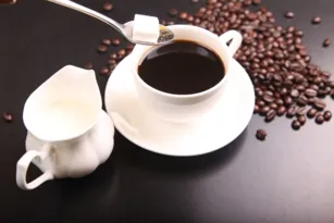 Imagem ilustrativa da imagem Café em excesso faz mal? Entenda os riscos à saúde